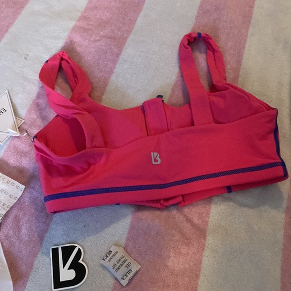 NWT SZ M DIVE ZIP SPORTS BRA - Picture 3 of 4